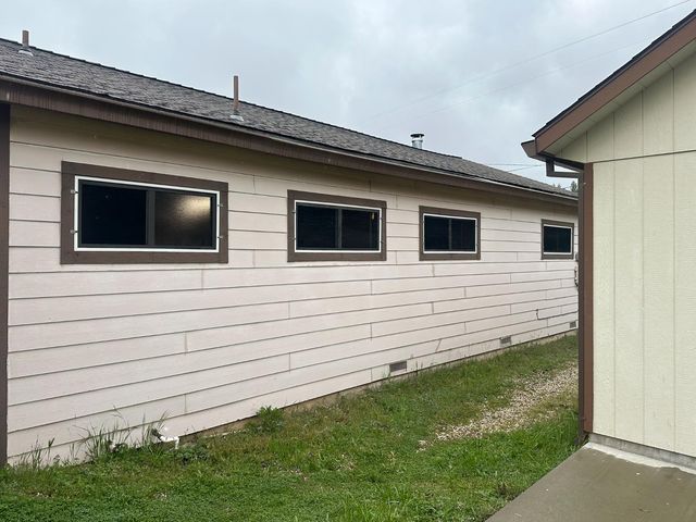 970 Slate Creek Rd, Grass Valley, CA 95945
