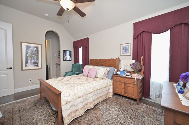 9617 Bowman Drive, Fort Worth, TX 76244