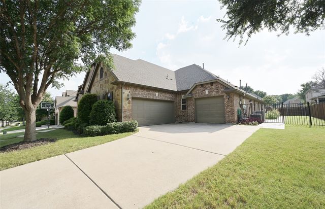 9617 Bowman Drive, Fort Worth, TX 76244