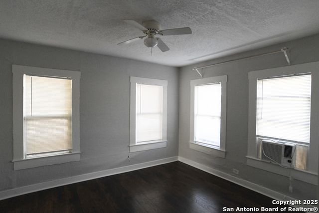 622 Iowa, San Antonio, TX 78203