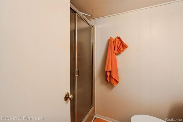 707 Briarwood Lane, Fenton, MI 48430