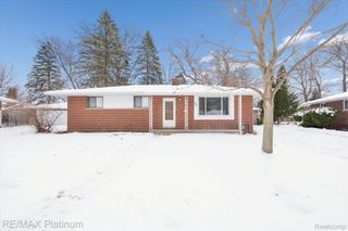 707 Briarwood Lane, Fenton, MI 48430