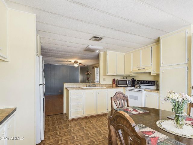 3104 E Broadway Road 220, Mesa, AZ 85204