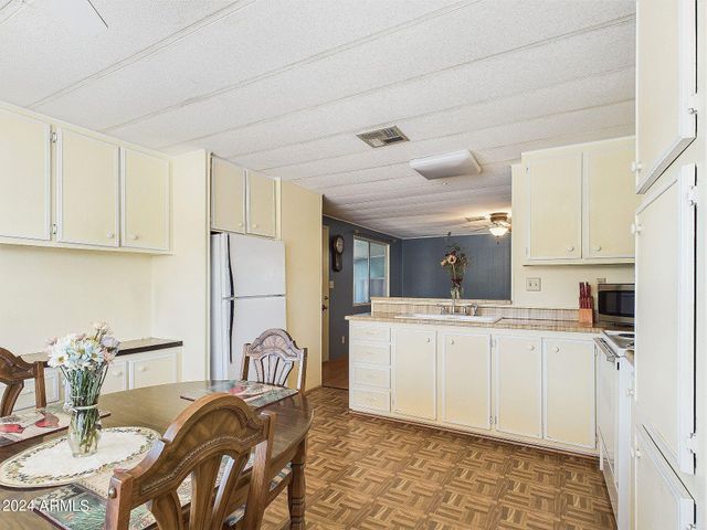 3104 E Broadway Road 220, Mesa, AZ 85204