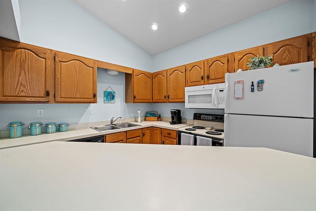 105 Pipers Ln., Surfside Beach, SC 29575