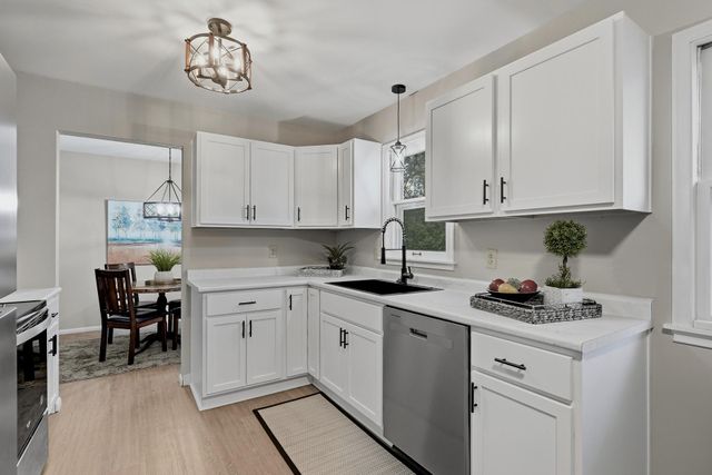 2280 Randy Avenue, White Bear Lake, MN 55110