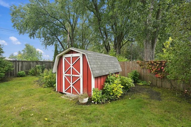 2280 Randy Avenue, White Bear Lake, MN 55110