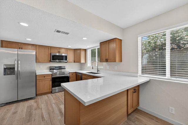 1237 W Rosewood Court, Chandler, AZ 85224