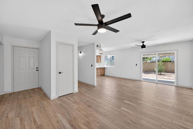 1237 W Rosewood Court, Chandler, AZ 85224