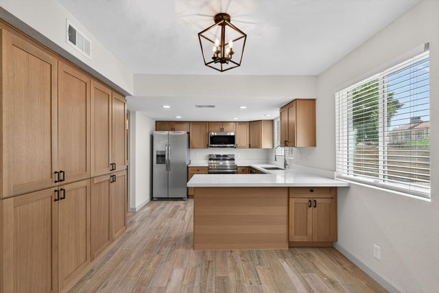 1237 W Rosewood Court, Chandler, AZ 85224