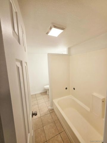 4263 48Th St B, San Diego, CA 92115
