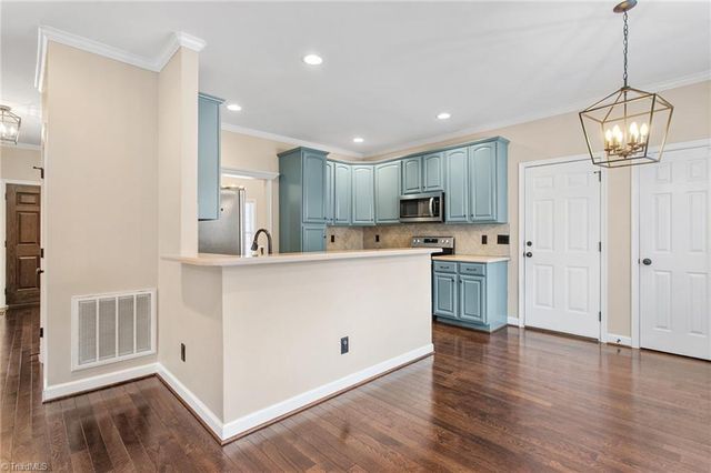 7702 Sorrel Run Court, Summerfield, NC 27358