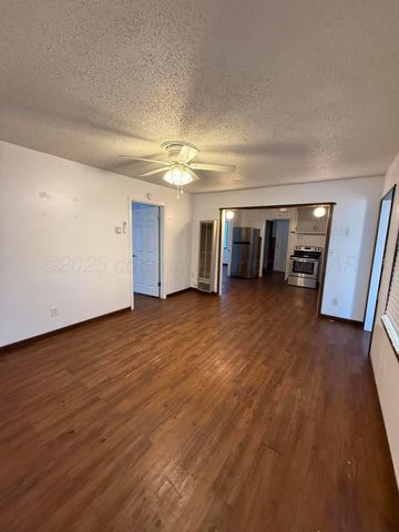 306 4TH Avenue, Canyon, TX 79015