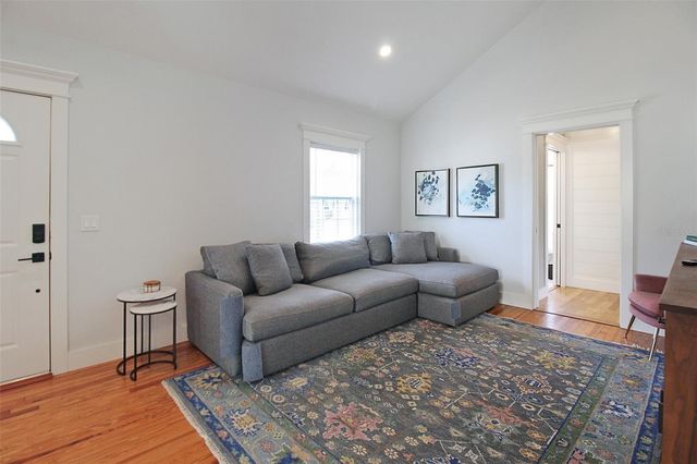 2321 18TH AVENUE W, Bradenton, FL 34205