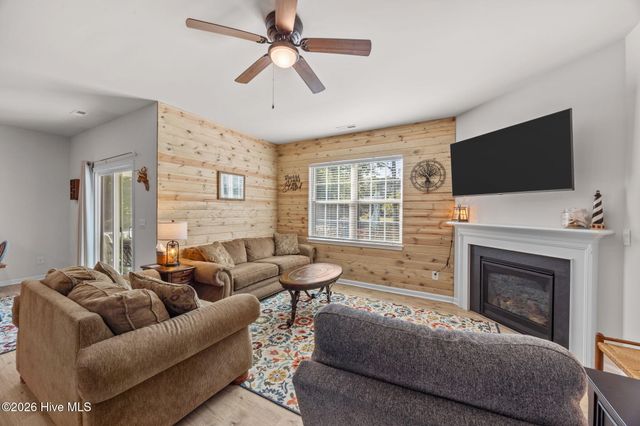 801 Crane Drive, New Bern, NC 28560