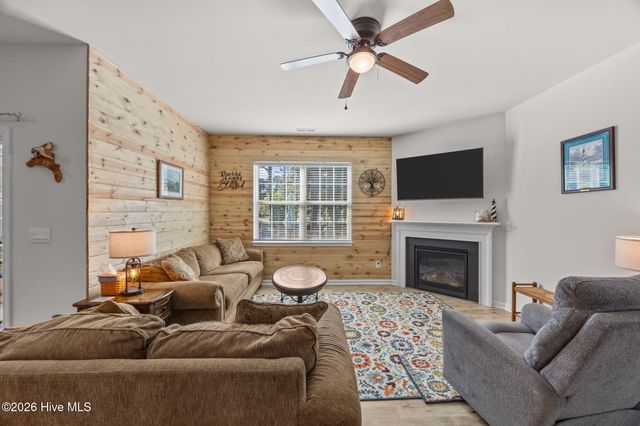 801 Crane Drive, New Bern, NC 28560