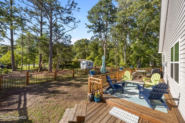 801 Crane Drive, New Bern, NC 28560