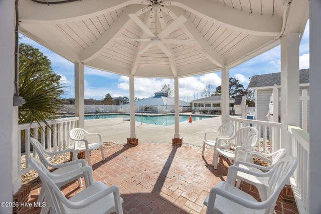 801 Crane Drive, New Bern, NC 28560