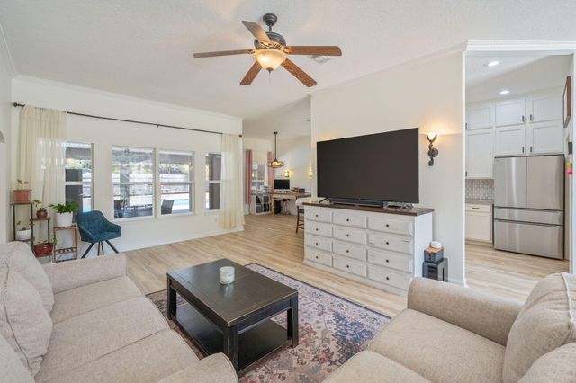 314 Glen Avenue, Valparaiso, FL 32580