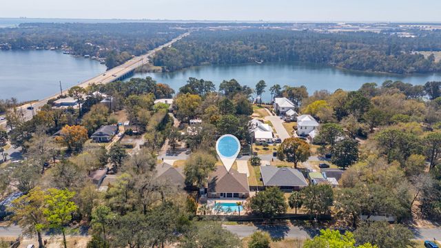 314 Glen Avenue, Valparaiso, FL 32580