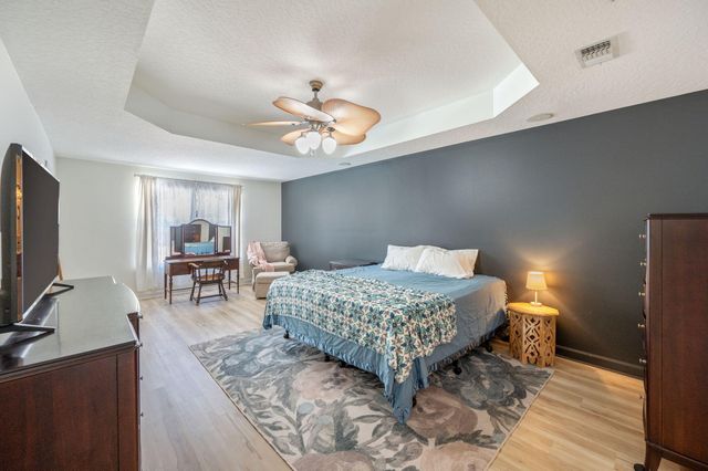 314 Glen Avenue, Valparaiso, FL 32580