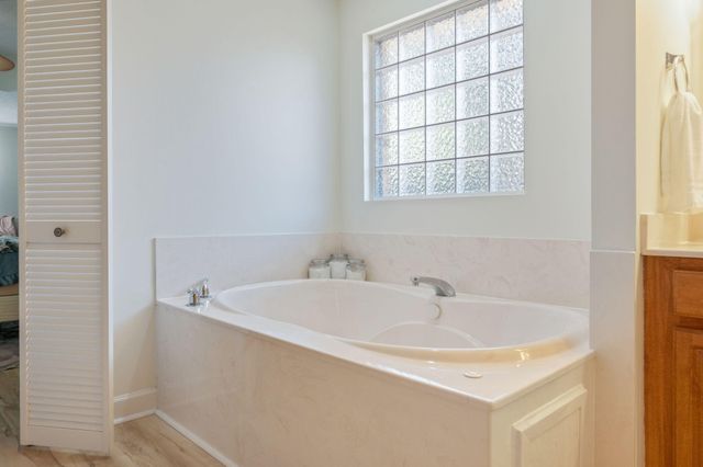 314 Glen Avenue, Valparaiso, FL 32580