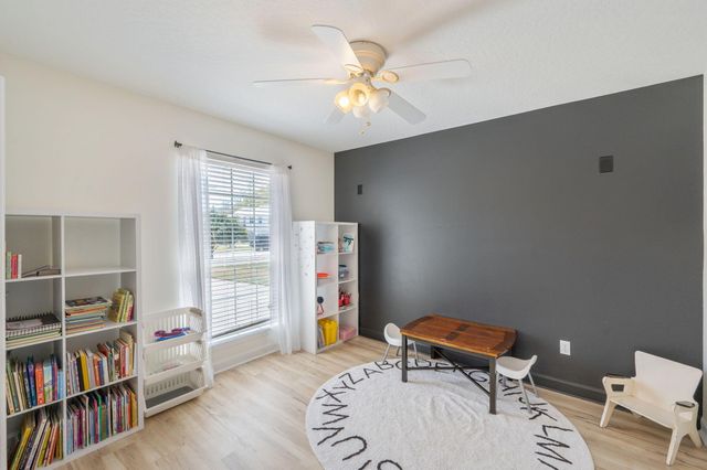 314 Glen Avenue, Valparaiso, FL 32580