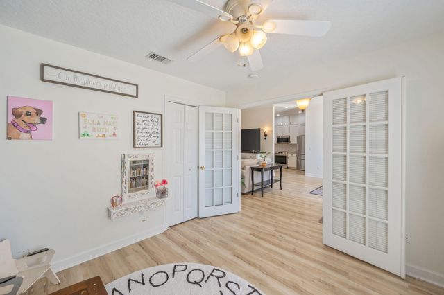 314 Glen Avenue, Valparaiso, FL 32580