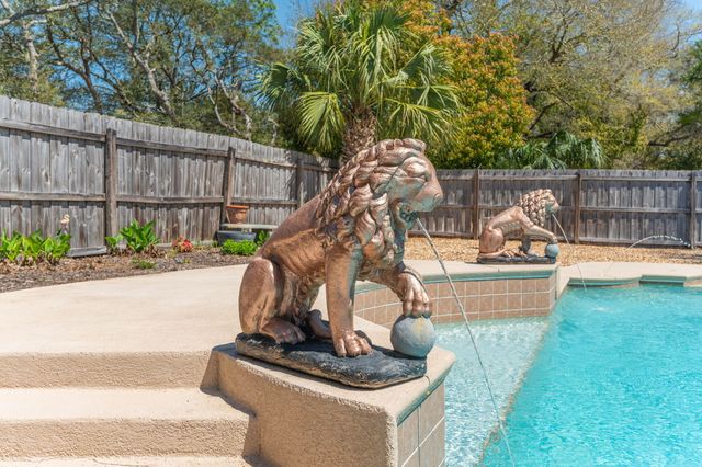 314 Glen Avenue, Valparaiso, FL 32580