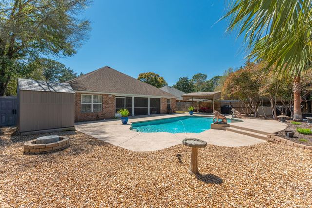 314 Glen Avenue, Valparaiso, FL 32580