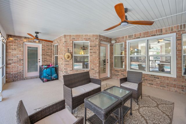 314 Glen Avenue, Valparaiso, FL 32580