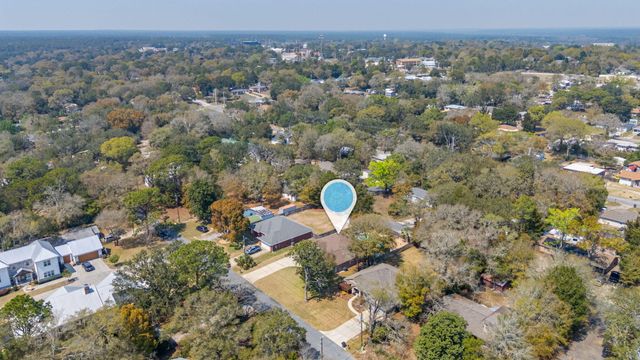 314 Glen Avenue, Valparaiso, FL 32580