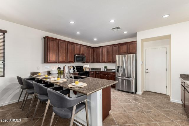 26212 N 54TH Avenue, Phoenix, AZ 85083