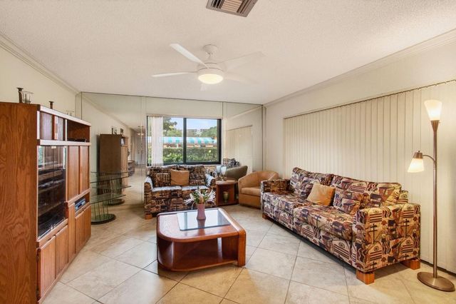 14584 Bonaire Boulevard, Delray Beach, FL 33446