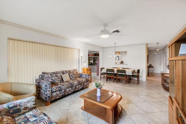 14584 Bonaire Boulevard, Delray Beach, FL 33446