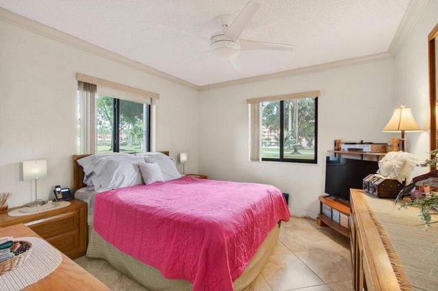 14584 Bonaire Boulevard, Delray Beach, FL 33446