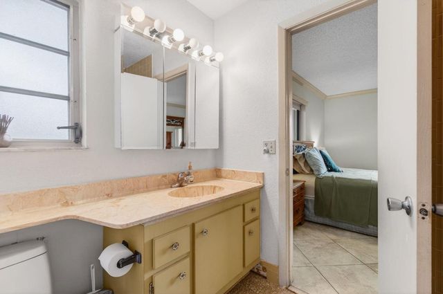 14584 Bonaire Boulevard, Delray Beach, FL 33446