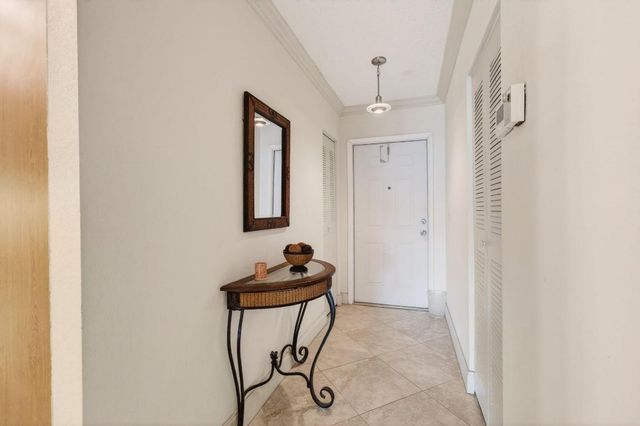 14584 Bonaire Boulevard, Delray Beach, FL 33446