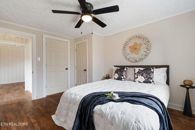 6617 Washington Pike, Knoxville, TN 37918