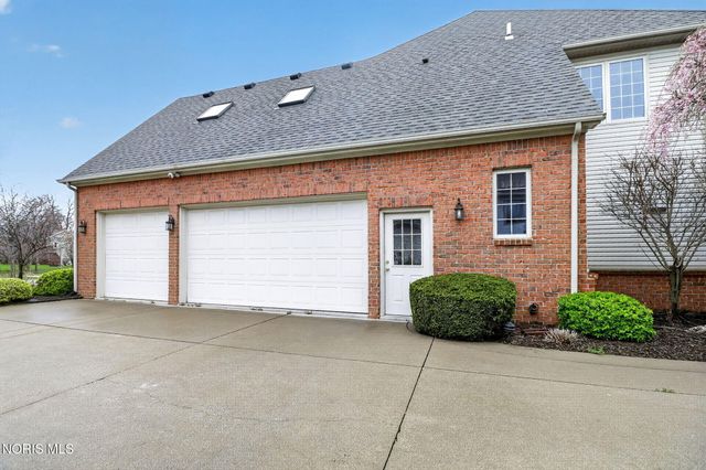 3519 Deer Creek Drive, Maumee, OH 43537