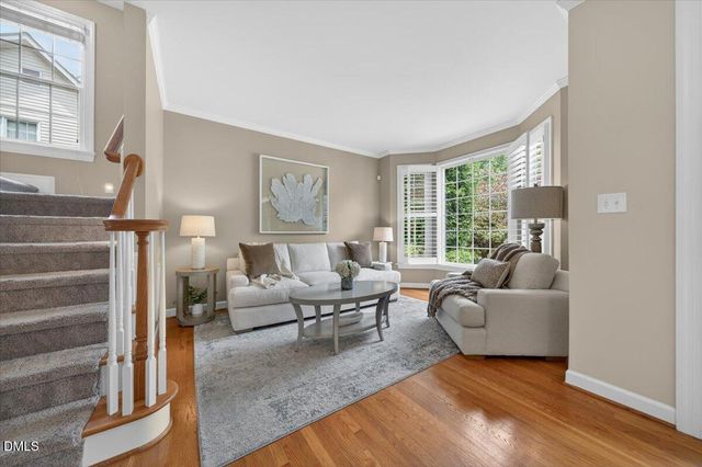 305 Briardale Avenue, Cary, NC 27519