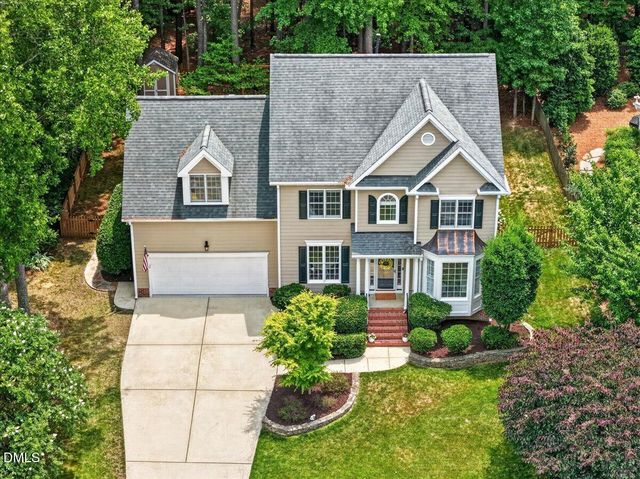 305 Briardale Avenue, Cary, NC 27519
