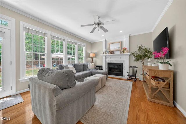 305 Briardale Avenue, Cary, NC 27519
