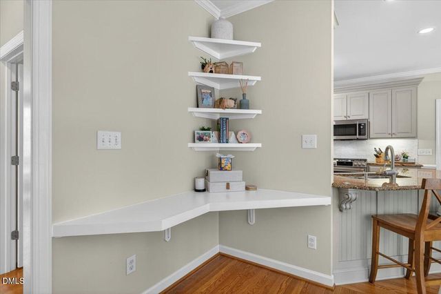 305 Briardale Avenue, Cary, NC 27519