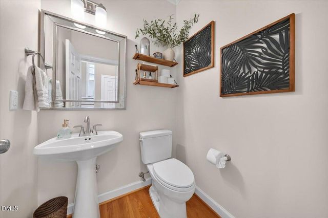 305 Briardale Avenue, Cary, NC 27519