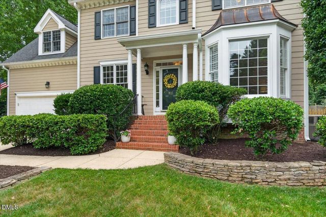 305 Briardale Avenue, Cary, NC 27519