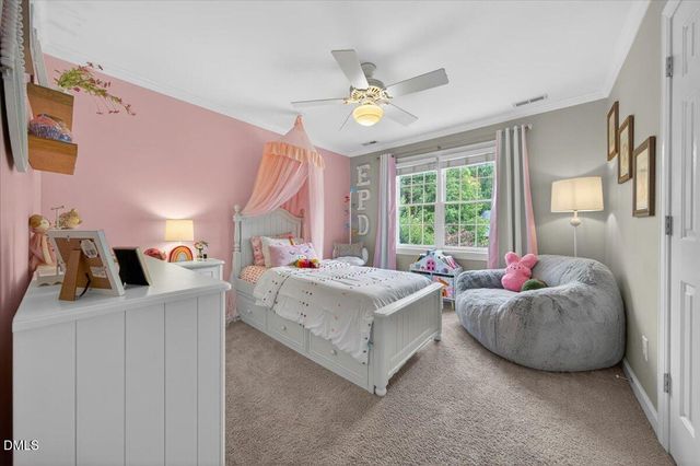 305 Briardale Avenue, Cary, NC 27519