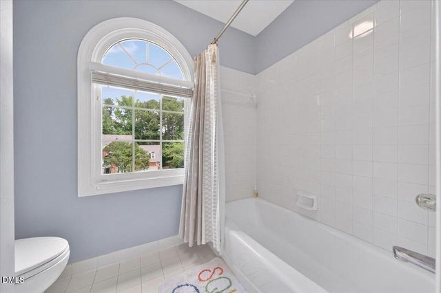 305 Briardale Avenue, Cary, NC 27519