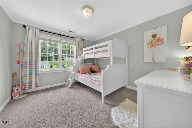 305 Briardale Avenue, Cary, NC 27519