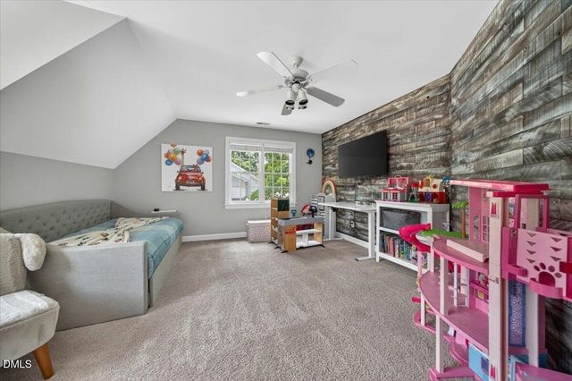 305 Briardale Avenue, Cary, NC 27519